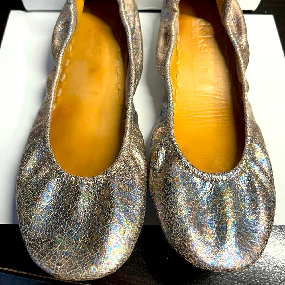 Euc size 8 tieks love potion